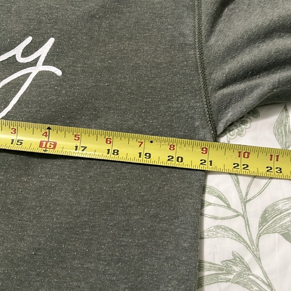 Pink Lily “Merry” Crewneck Sweatshirt in olive green - Picture 4 of 4